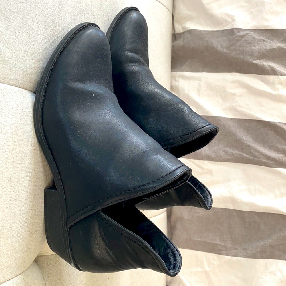 Universal Thread Black Booties - image 1